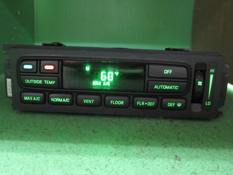 03-11 CROWN VIC EATC AUTOMATIC CLIMATE HEATER CONTROL 6W7H-19C933-AA R