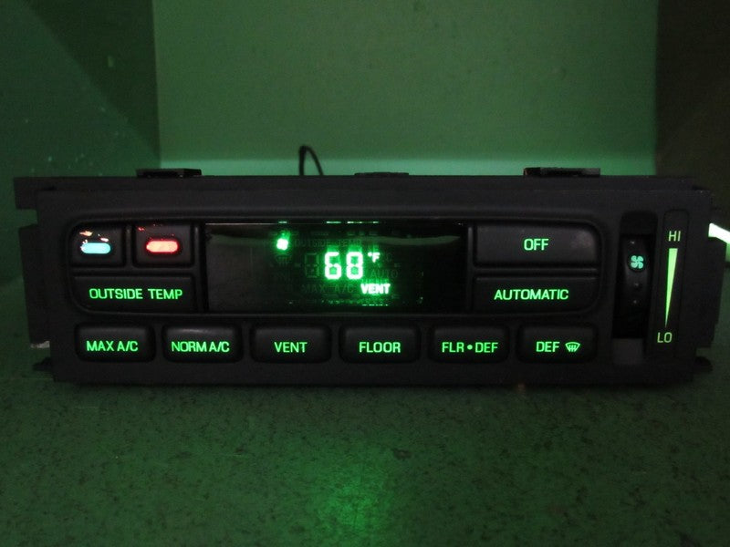 01-02 CROWN VIC EATC AUTOMATIC CLIMATE HEATER CONTROL 1W7H-18C612-CA R