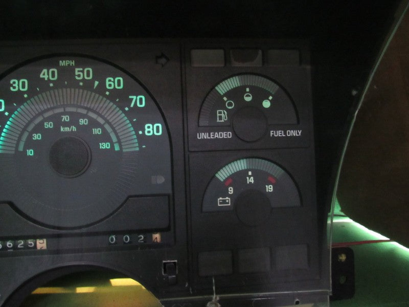 88-90 CHEVY C/K 1500 SILVERADO GMC INSTRUMENT GAUGE CLUSTER SPEEDO REB