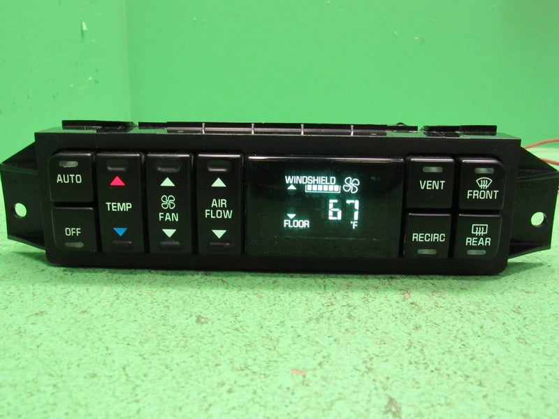 16202304 97-05 BUICK PARK AVE AC DIGITAL CLIMATE TEMPERATURE CONTROL R