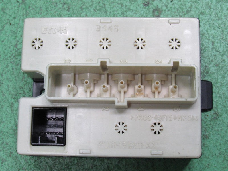 03-06 NAVIGATOR AC CLIMATE CONTROL VACUUM MODULE 2L1H-19D611-AA REBUIL