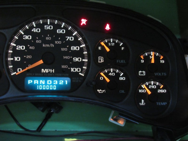 01-02 YUKON TAHOE SILVERADO INSTRUMENT GAUGE CLUSTER SPEEDO TACH MILEA