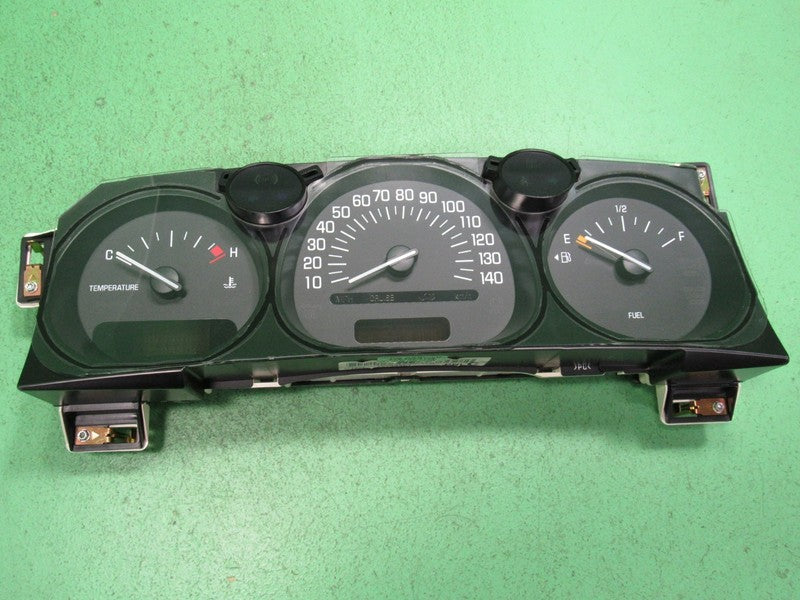 02-05 BUICK LESABRE INSTRUMENT GAUGE CLUSTER GAUGES SPEEDO MILEAGE PRO
