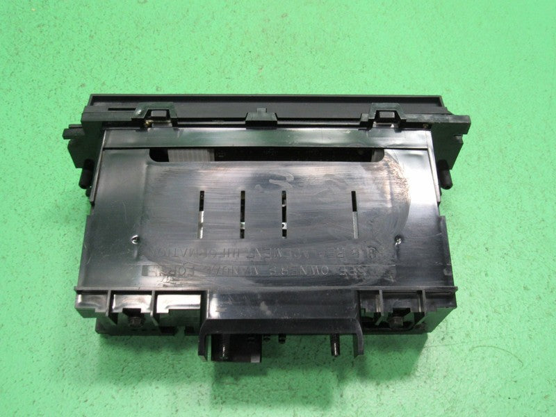 98-00 CROWN VIC EATC AUTOMATIC CLIMATE HEATER CONTROL F8AH-19C933-AD R