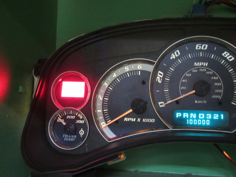 02 CADILLAC ESCALADE INSTRUMENT GAUGE CLUSTER SPEEDO MILEAGE PROG REBU
