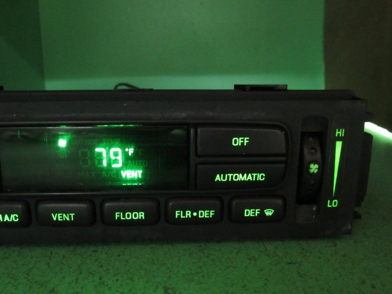 98-00 CROWN VIC EATC AUTOMATIC CLIMATE HEATER CONTROL F8AH-19C933-AD R