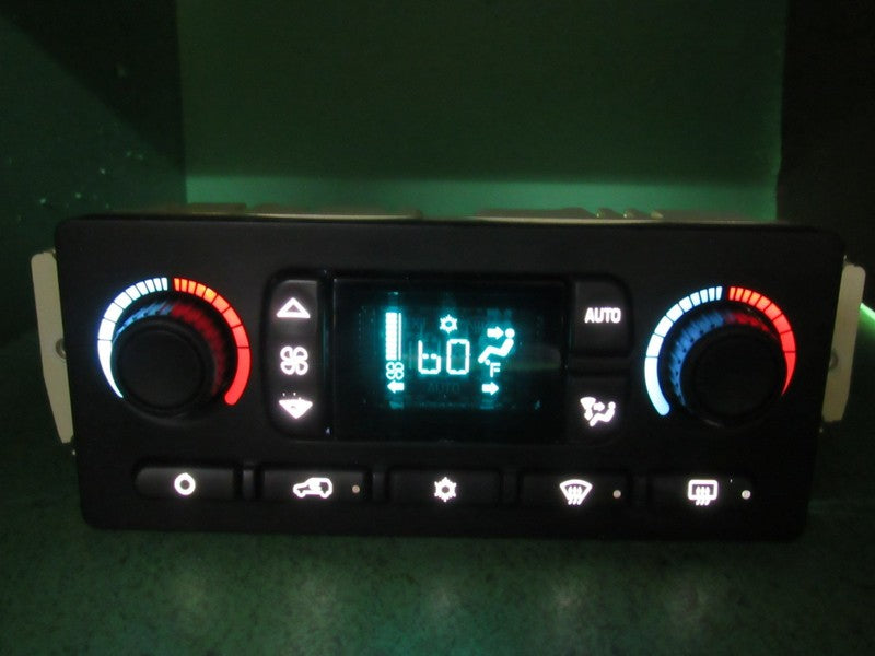 15137655 TAHOE ESCALADE SILVERADO AC DIGITAL CLIMATE TEMP CONTROL LED 