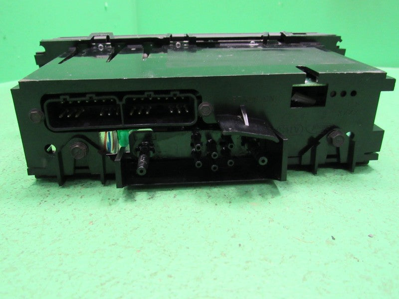 03-11 CROWN VIC EATC AUTOMATIC CLIMATE HEATER CONTROL 6W7H-19C933-AA R