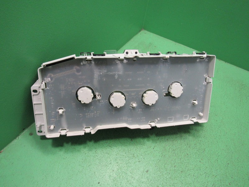 06 CROWN VICTORIA INSTRUMENT GAUGE CLUSTER SPEEDO TACH MILEAGE PROG 63