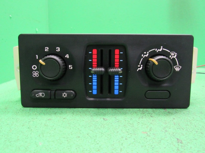 10370033 SILVERADO TAHOE SIERRA YUKON AC MANUAL CLIMATE CONTROL LED RE