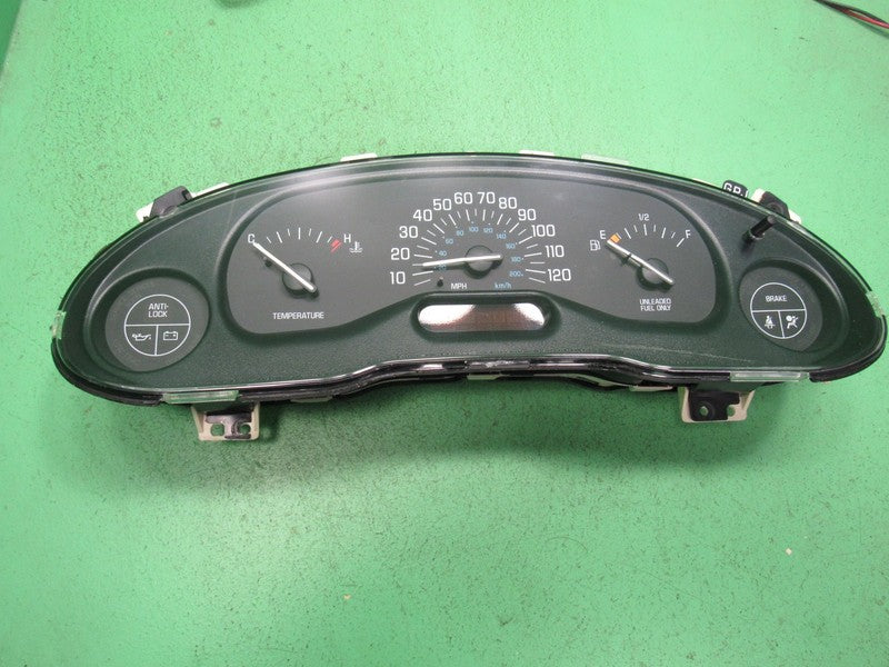 97-98 BUICK CENTURY INSTRUMENT GAUGE CLUSTER GAUGES SPEEDO TACH MILEAG