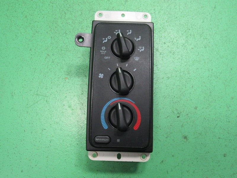 55056702AC 99-02 DODGE RAM A/C AC HEATER MANUAL CLIMATE TEMP CONTROL R