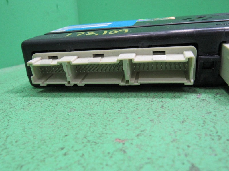 10377294 04-05 SATURN VUE BCM BODY CONTROL MODULE TESTED 173K MILES VE