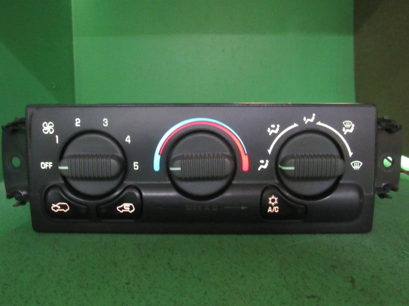 15054697 99-02 SIERRA SILVERADO TAHOE AC MANUAL CLIMATE TEMP CONTROL R