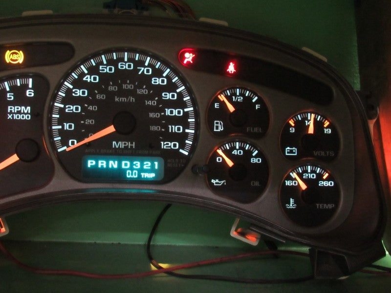 01-02 YUKON SIERRA DENALI INSTRUMENT GAUGE CLUSTER SPEEDO TACH MILEAGE