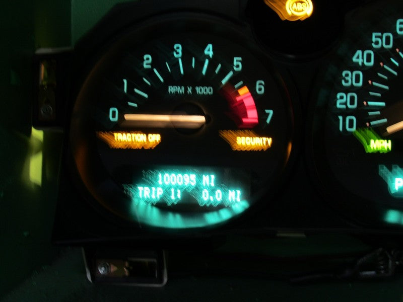 02-05 BUICK LESABRE INSTRUMENT GAUGE CLUSTER GAUGES SPEEDO TACH MILEAG
