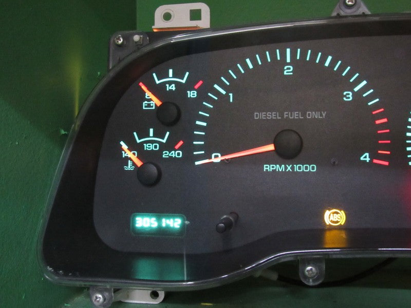 02 DODGE RAM CUMMINS DIESEL INSTRUMENT GAUGE CLUSTER SPEEDO TACH 305K 