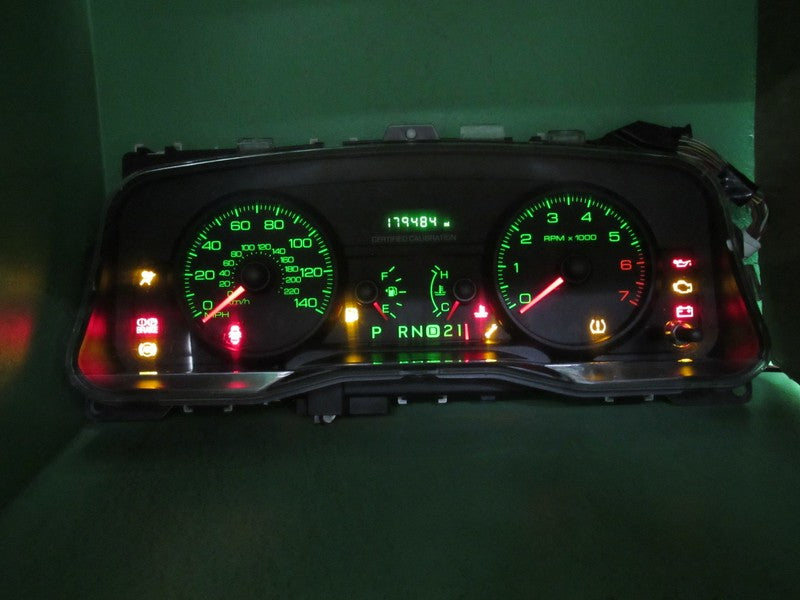 08 CROWN VICTORIA P71 INSTRUMENT GAUGE CLUSTER SPEEDO TACH MILEAGE PRO
