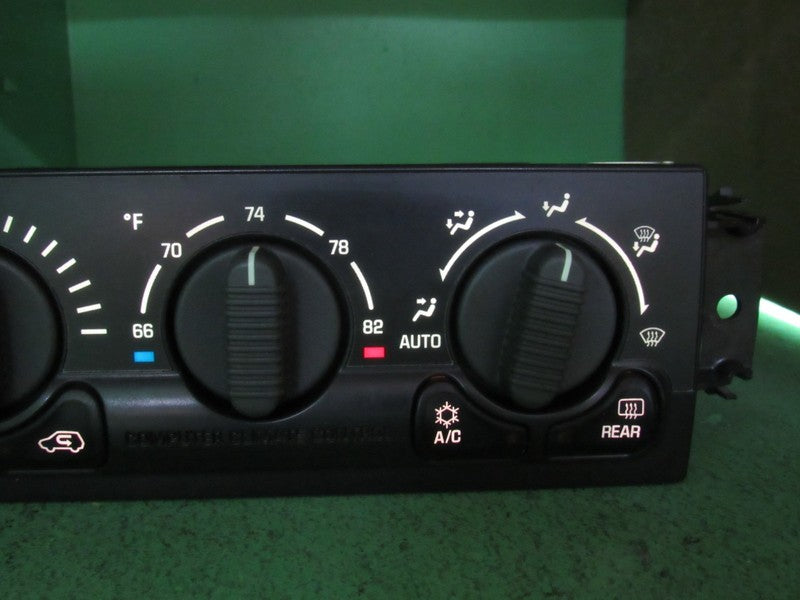 15060162 00-02 TAHOE SILVERADO YUKON A/C AUTO CLIMATE TEMP CONTROL REB