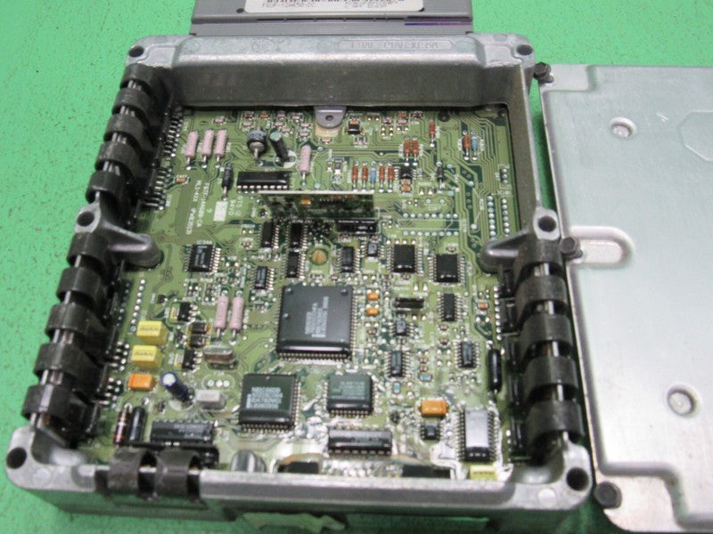 NNW2 96 Ford E150 E250 4.9 ECU ECM PCM ENGINE COMPUTER F6UF-12A650-DC 