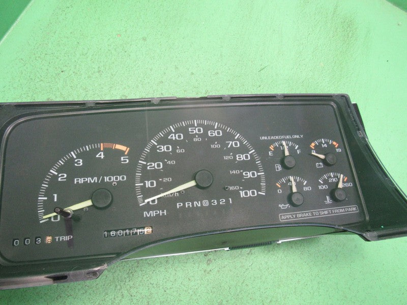 95-96 C/K TRUCK SUBURBAN INSTRUMENT GAUGE CLUSTER SPEEDO TACH 160K REB